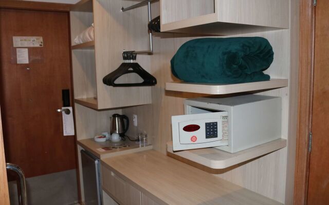 Mercure Salvador Rio Vermelho Hotel