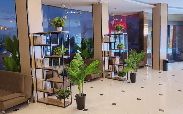 Elan Inn Funan Tianzhu Plaza