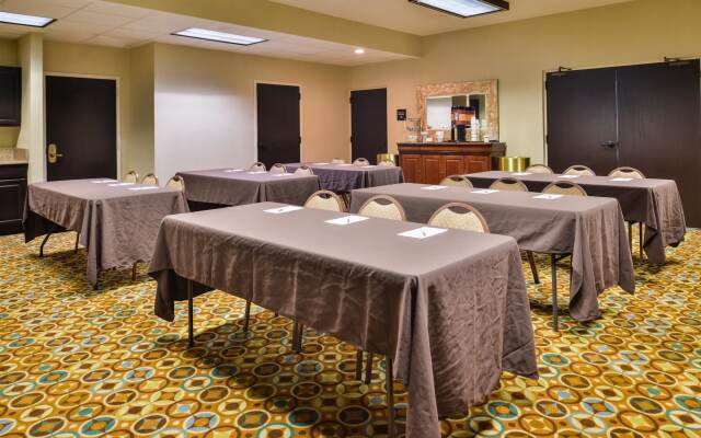 Hampton Inn Staunton