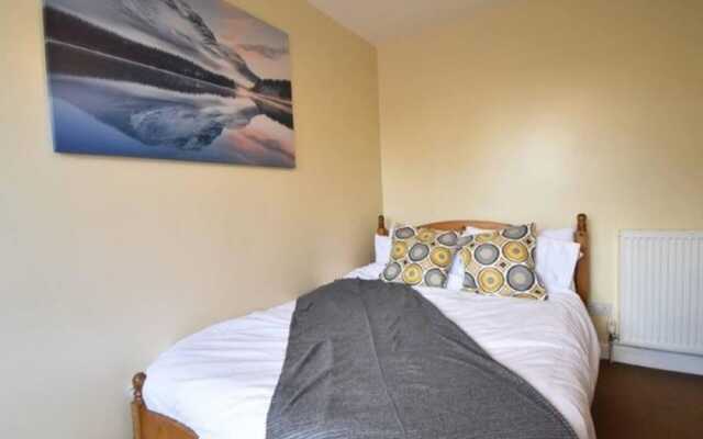 Relaxing Holiday Home in Sheffield near Botanical Garden