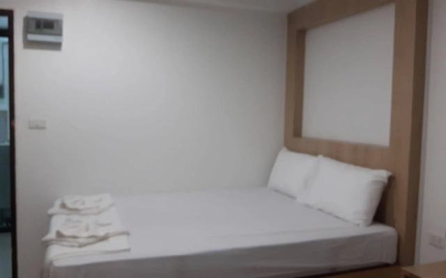 Ruang Thong Residence