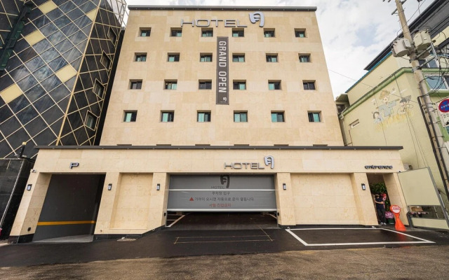 Seongnam Hotel wol