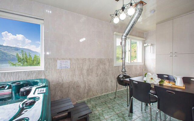 Gapyeong Garamseulki Pension