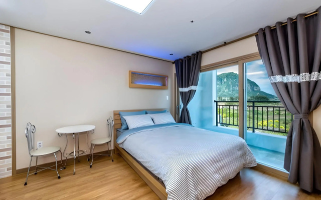 Seogwipo Narsha Resort