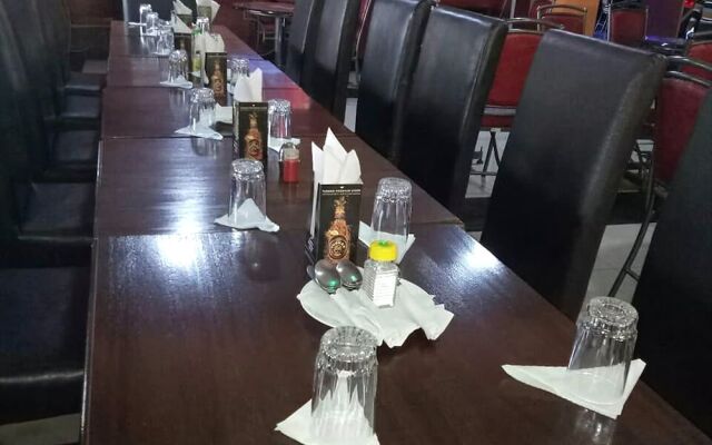 Ngara Riverside Lodge