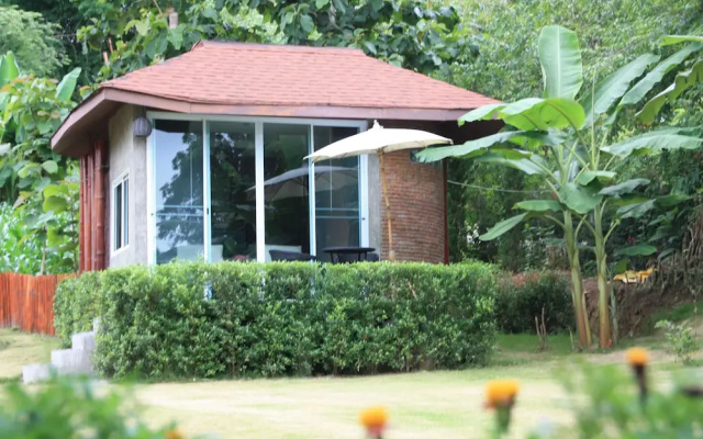 Sainamtok Resort