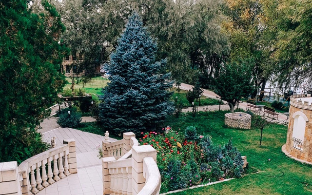 Замок (Астраханская обл)