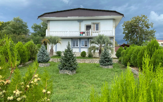 Звандрипш Эко Village