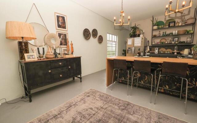 Fever Tree Guesthouse Pty Ltd