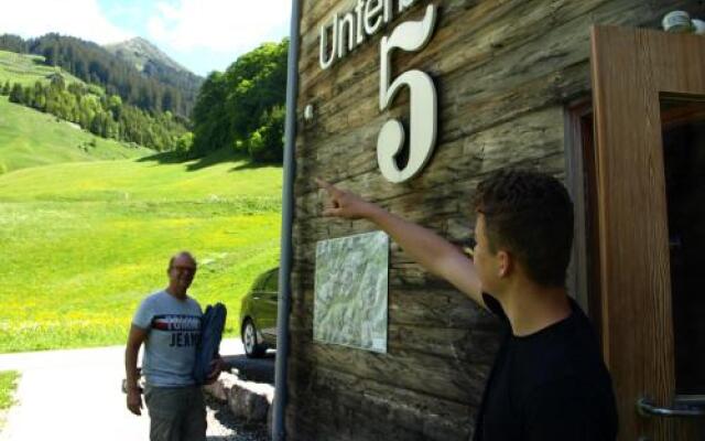 Unterboden 5 - herrliche Selbstversorgerhütte