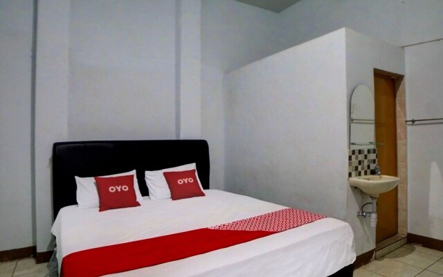 OYO 92820 Guesthouse 899
