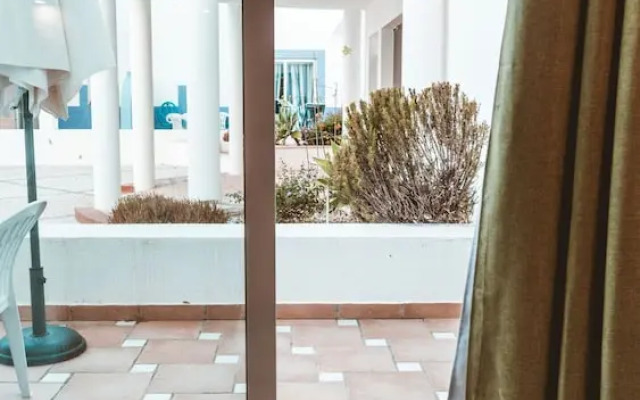 Quinta Velha Pool Terrace Flat15