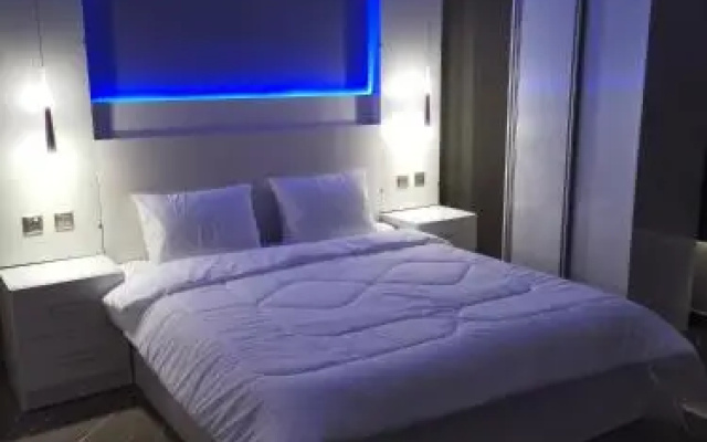 Marina Suhar Hotel