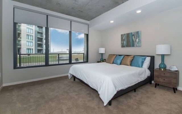 Apartments At 1055 Old River Road