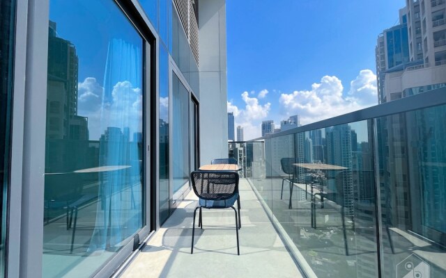 Stunning Apt with Breathtaking Views Downtown