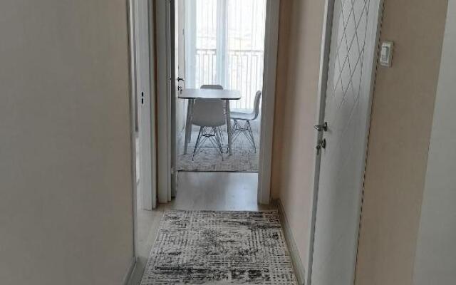 Unique One Bedroom Apartment