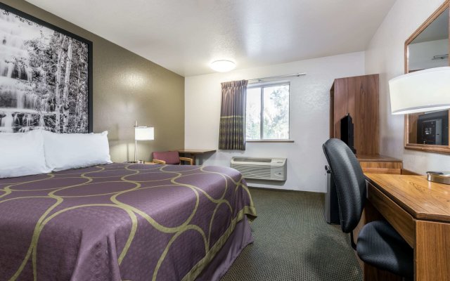 Super 8 by Wyndham Missoula/Reserve St.