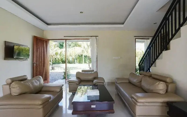 Royal Majesty Villas Jimbaran by ZUZU