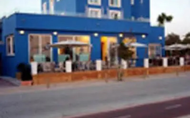 Azul Playa Apartments