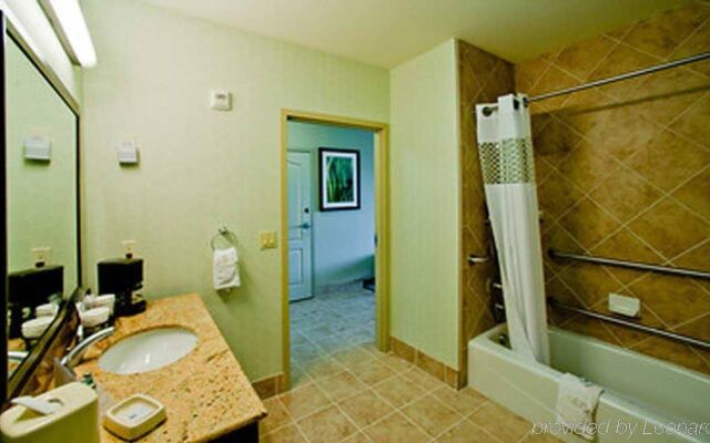 Hampton Inn & Suites Denison