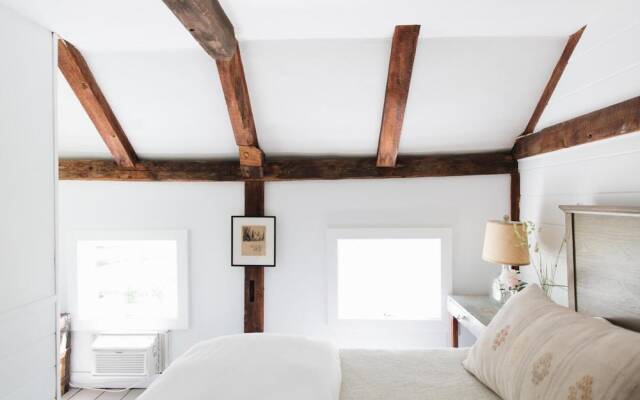 The Squire Tarbox Inn