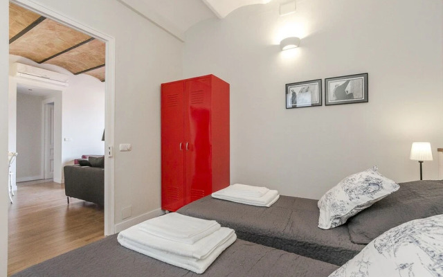 BCN Pau Claris Rocamora Apartments