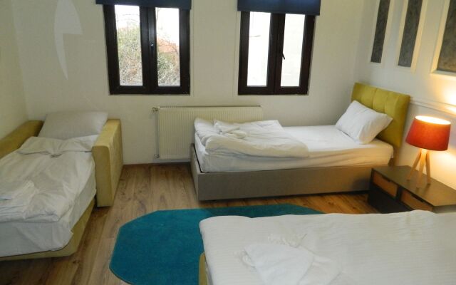 Taksim Alya Suites