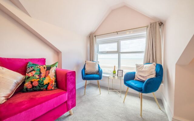 Highcliffe by Sasco Apartments