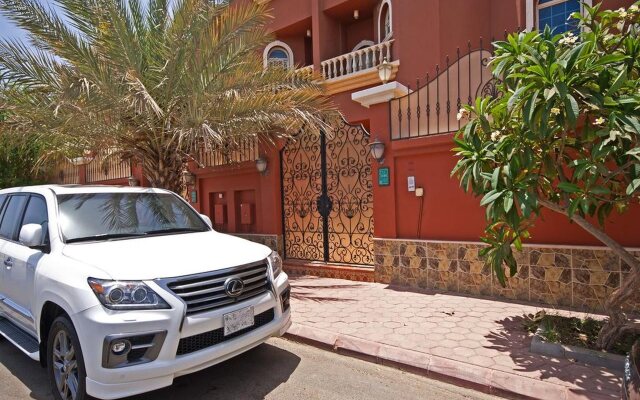 Royal In Villas