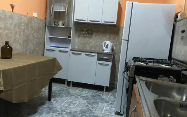 Hostal Tricontinental