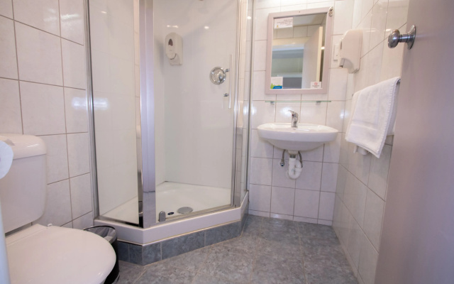 Hotel Waterloo & Backpackers