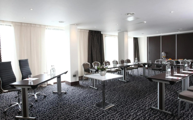 Park Grand Heathrow