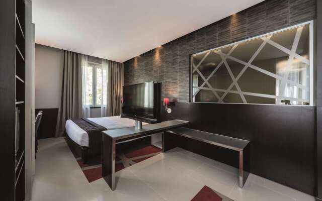 Manin Hotel