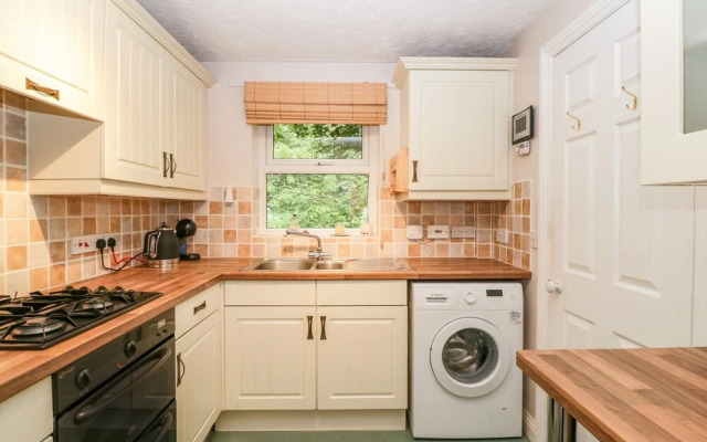 2 Bathsheba Terrace