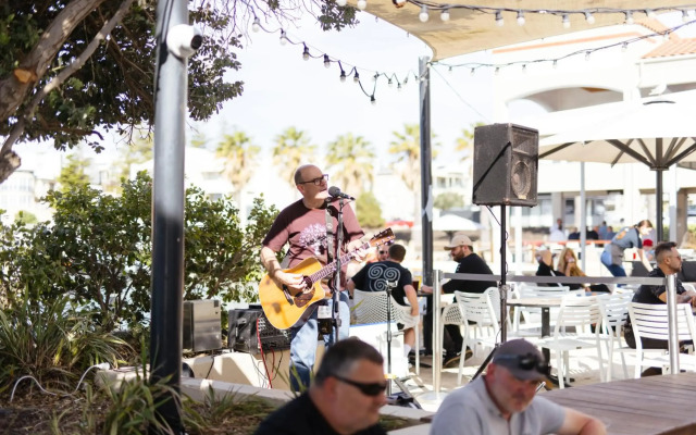 The Marina Hotel - Mindarie