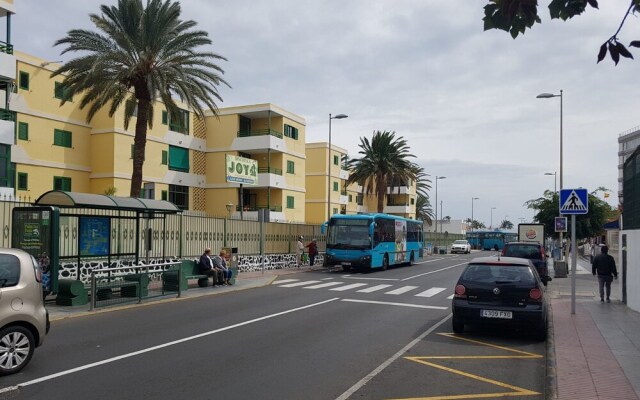 TC Las Olas 220