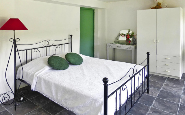 Holiday Home in Denneville Near Sandy Beach