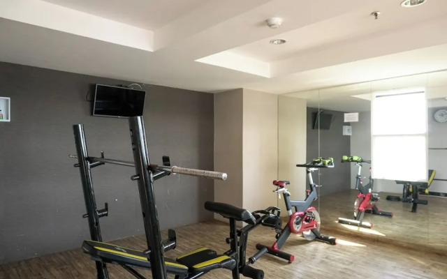 Nice And Warm Studio At Belmont Residence Puri Apartment