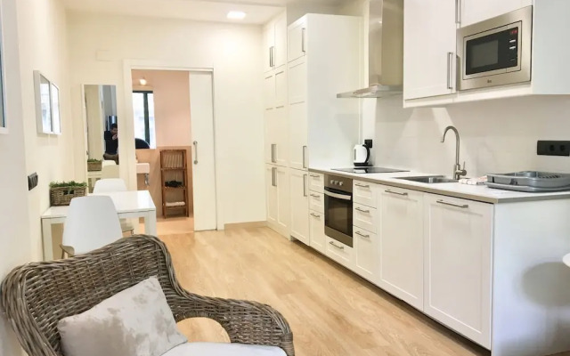 Apartamento con Inmejorable UbicaciÃ³n al lado de Las Ramblas