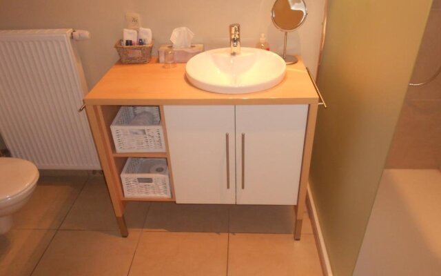 B&B Fruithof Tack