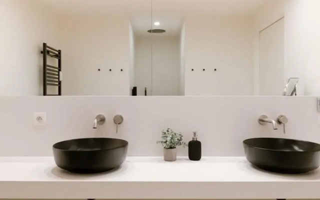Trendy Apartment for 4 at 200m From the Coastline