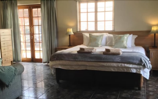12 on Vaal Drive Guesthouse