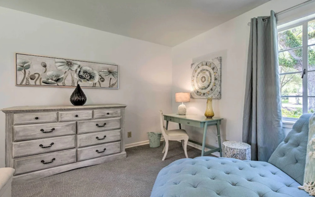 Ocean Springs Home - Walk to Beach & Downtown!