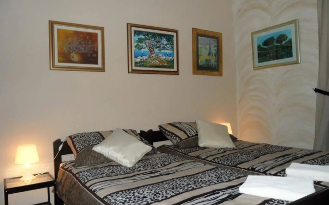 Hostel Carnevale
