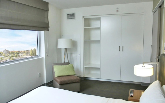 Element Miami Doral