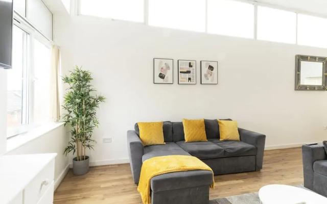 Luxury Holiday Home In Manchester Near The Quays