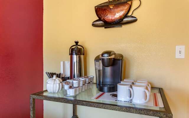 Suburban Studios Albuquerque Midtown - University