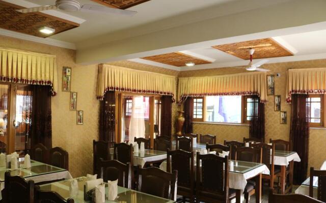 Hotel Akbar Inn