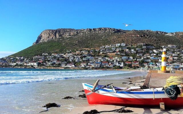 Studio Apartment Fish Hoek Bay