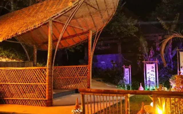 Yueting Hot Spring B&B